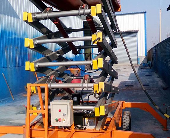 可伸縮臺(tái)面升降臺(tái)，有著較高的承載能力