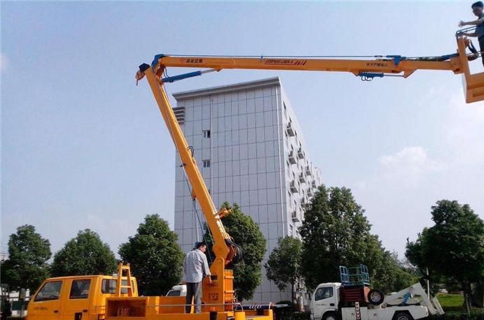 剪刀式高空作業(yè)平臺車有幾種 有哪些用途？ 